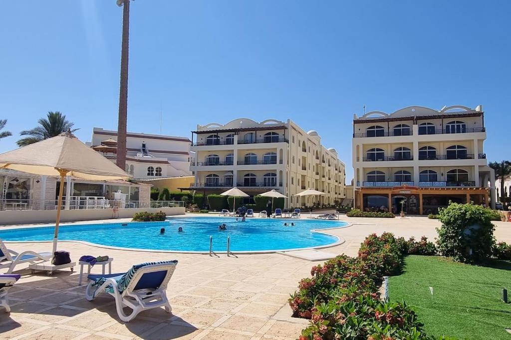 Calm In District Sahl Hasheesh