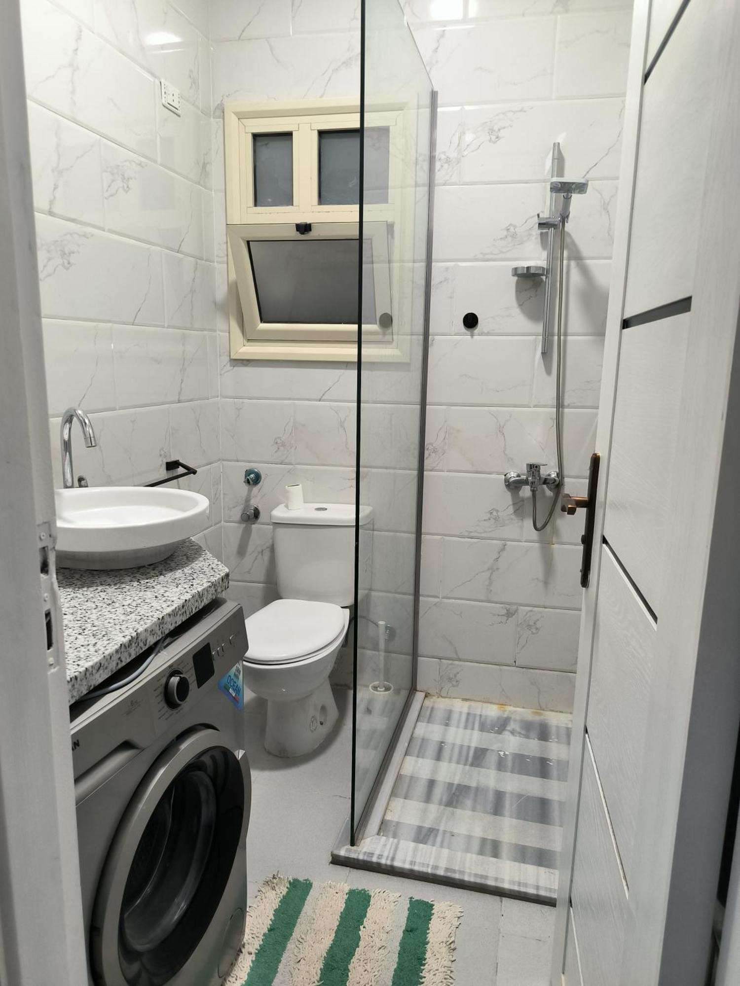 Apartment Solo Front Or For Couple