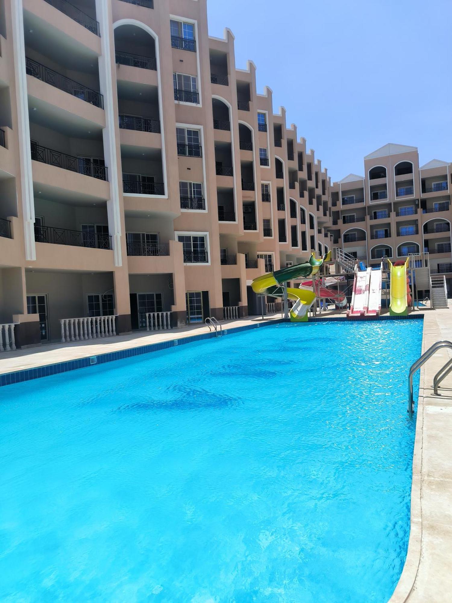 Solo Front Or For Couple Apartment