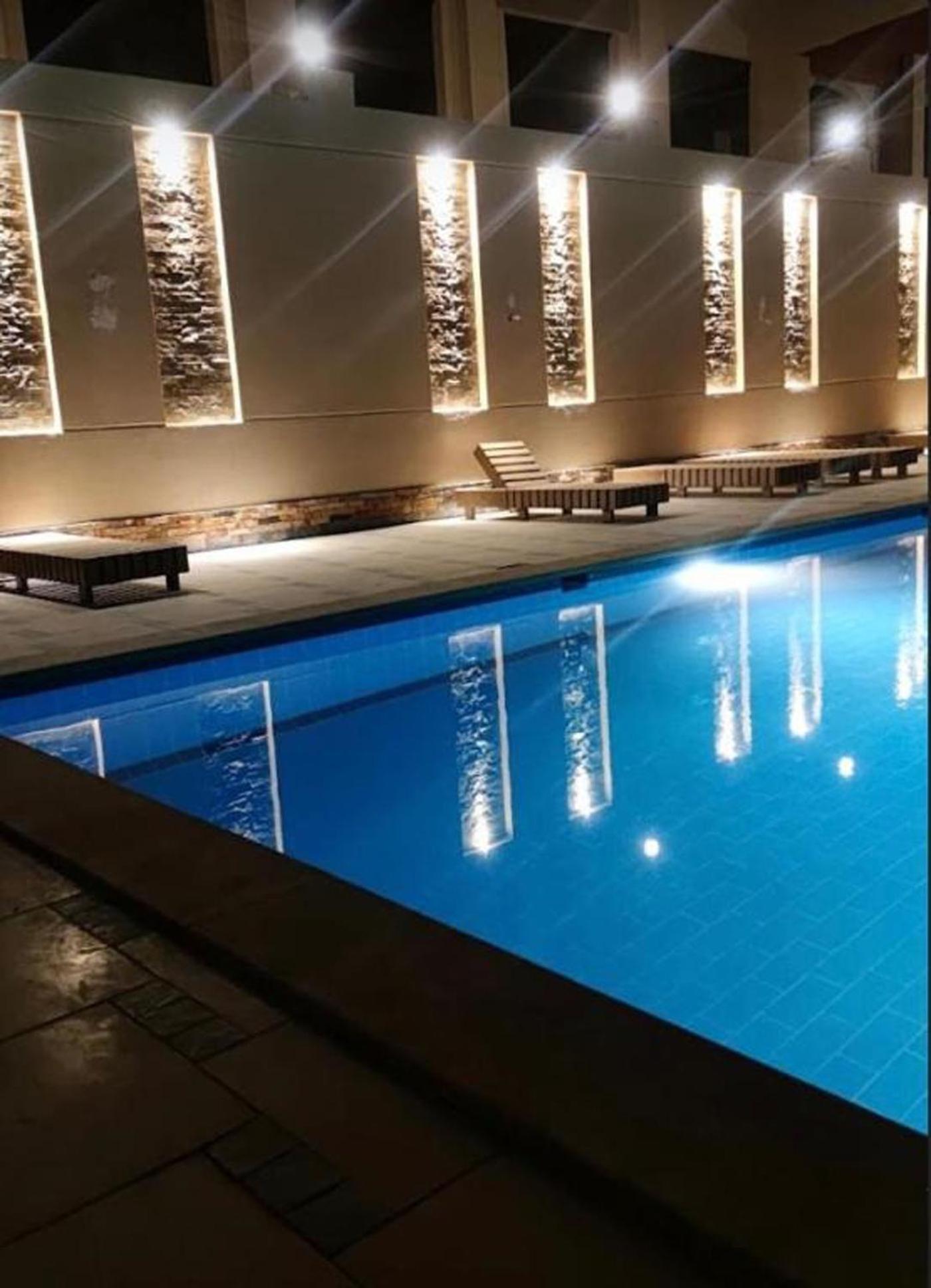 Perfect For Pet Lovers, Sunny With Pool & Seaview & Free Wi-fi Apartment *