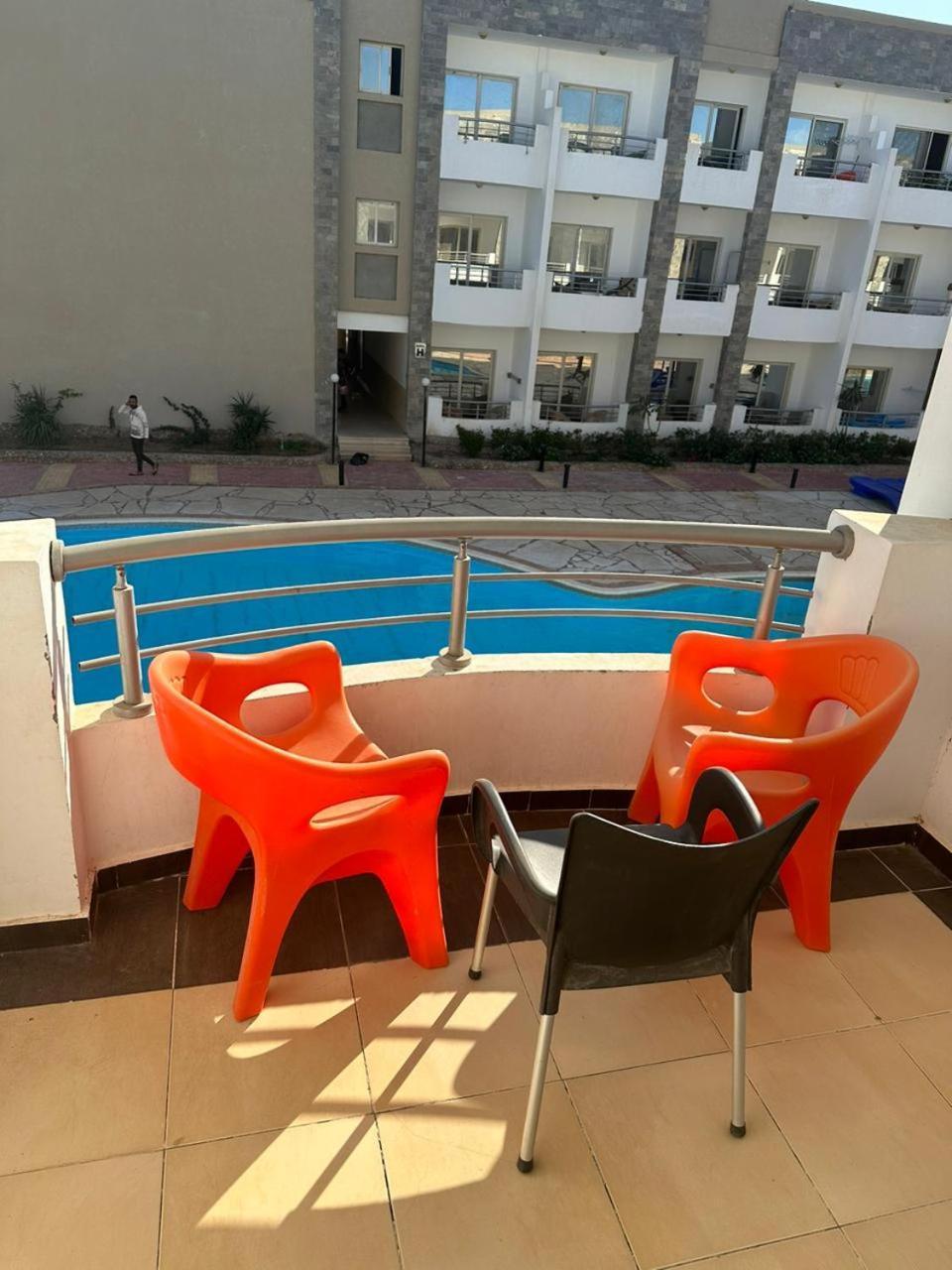 Sea Front Apartment *
