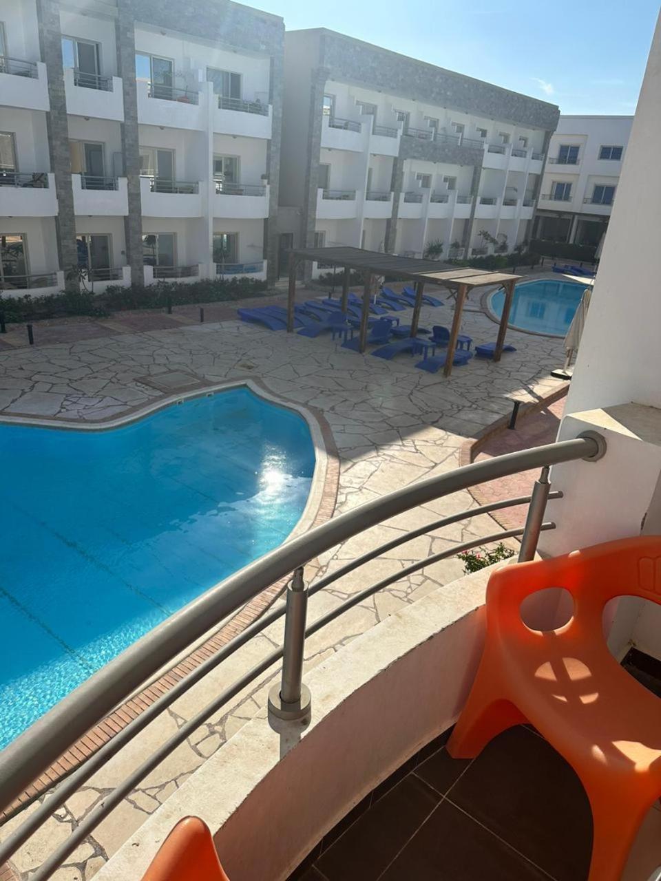 Apartment Sea Front *
