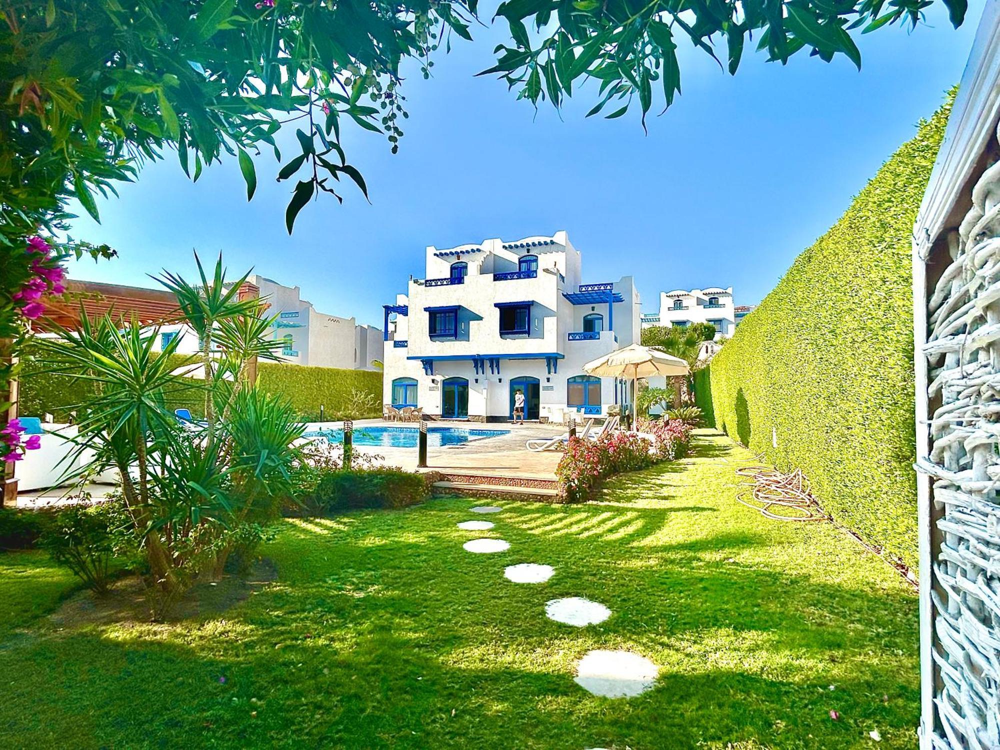 Luxury 8br With Seaview And Private Pool In Villa *