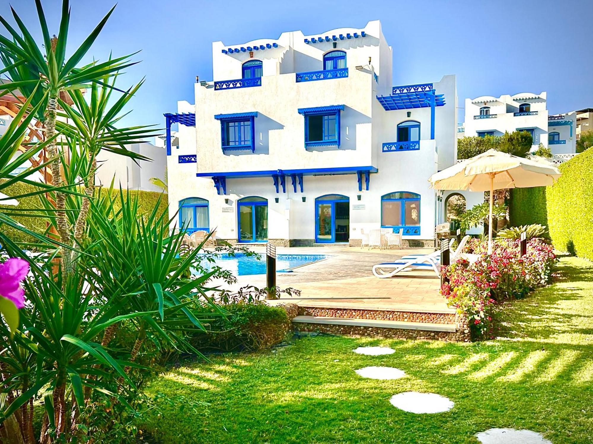 Luxury 8br With Seaview And Private Pool In Villa