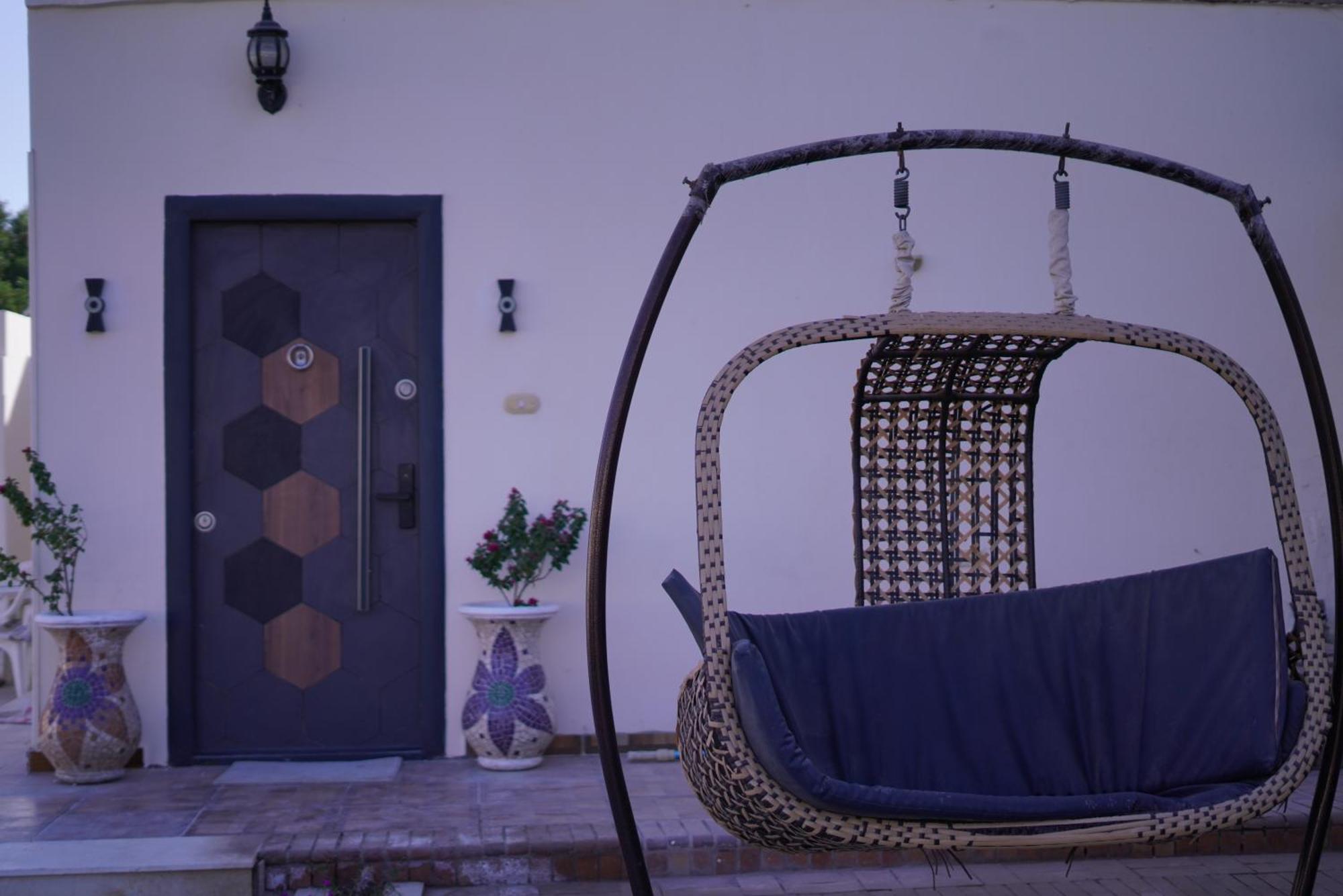 Alis Villa