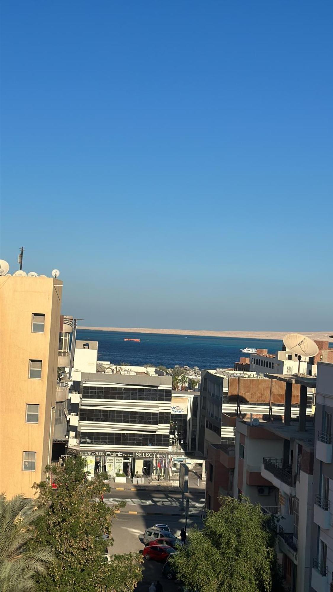 Sea View At Sheraton Road 2 Bed Hurghada