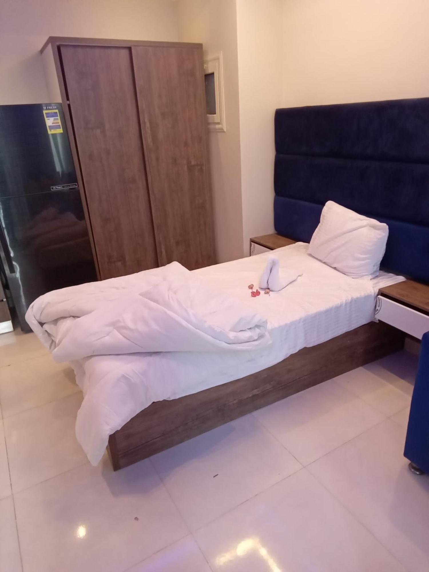 Casablanca Star For Families And Couples Only Apartment
