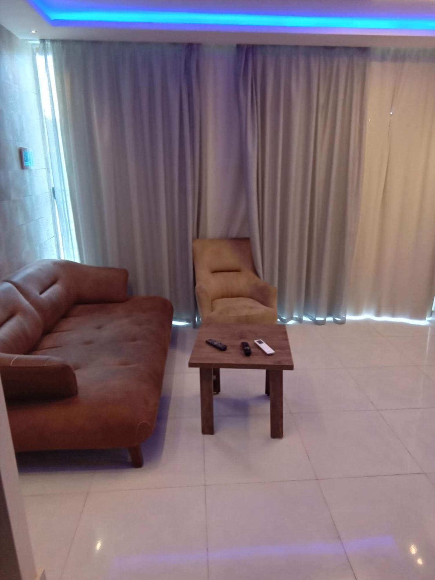 Casablanca Star For Families And Couples Only *
