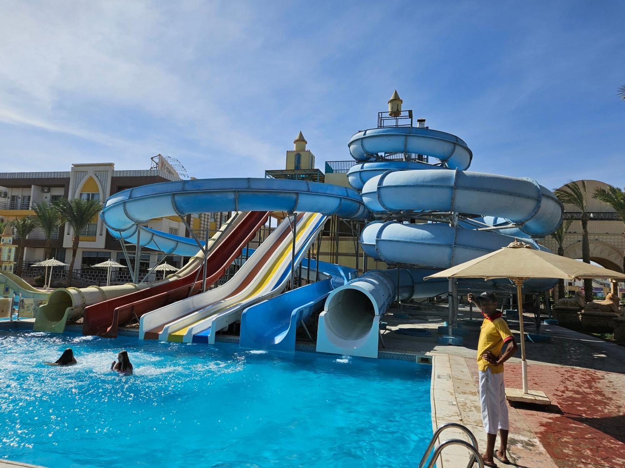 Noura Luxury With Free Pool And Access In Hurghada