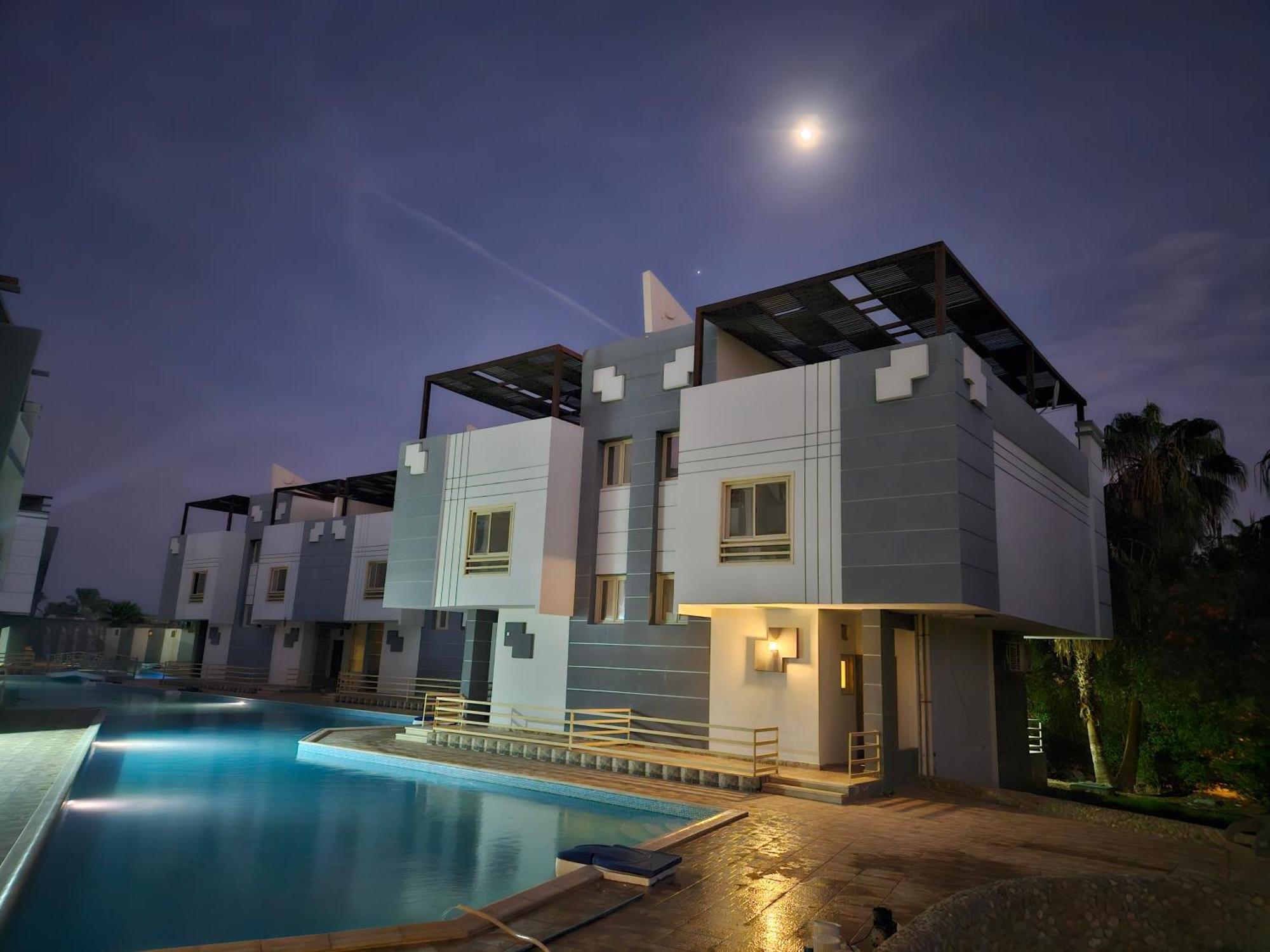 Noura Luxury With Free Pool And Access In Apartment Hurghada