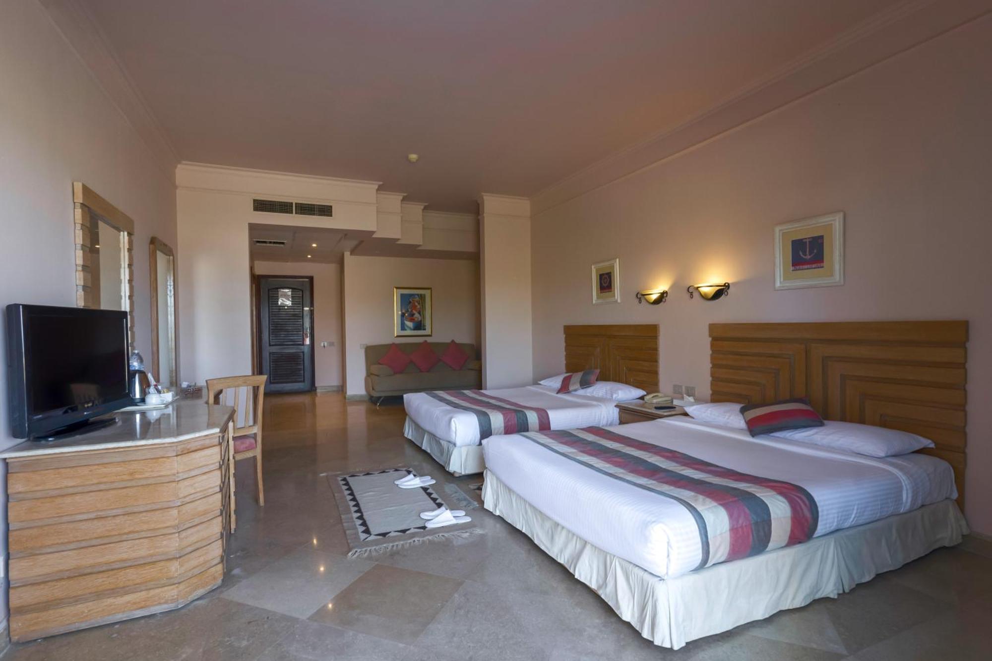 Resort Coral 4*