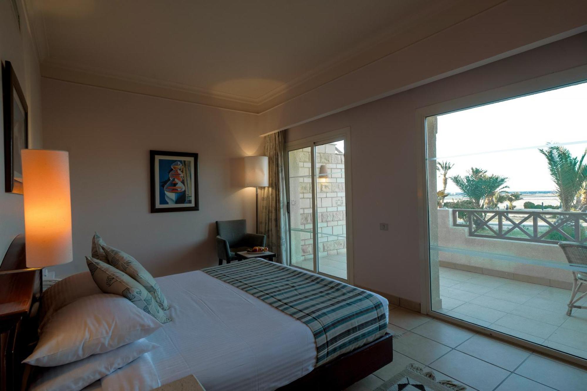 Resort Coral 4*
