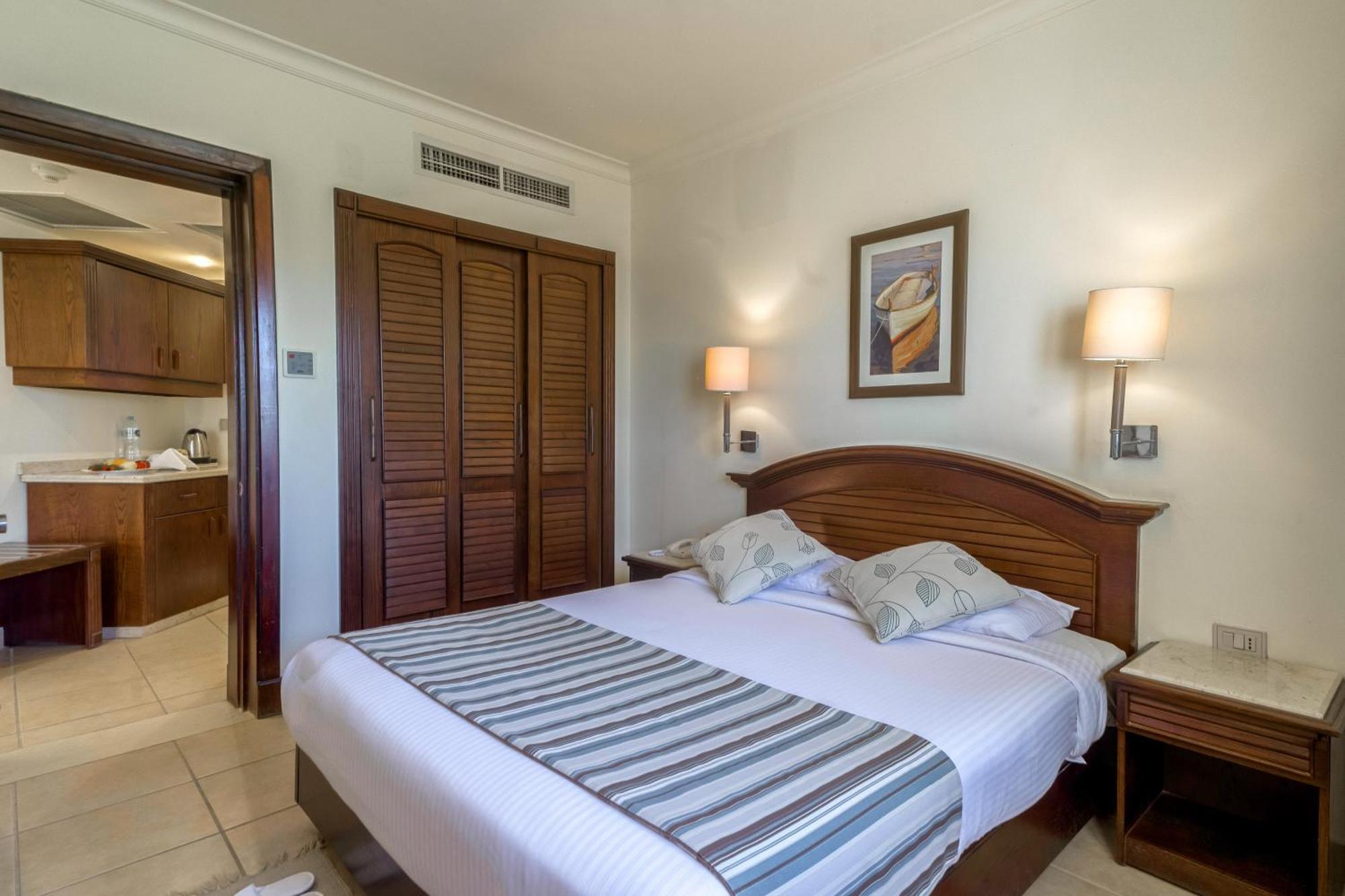 Resort Coral 4*