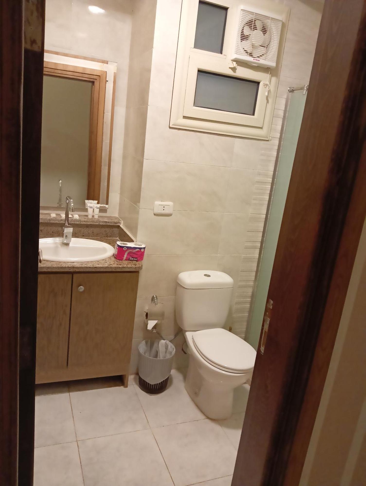 Moon Hotel 3*
