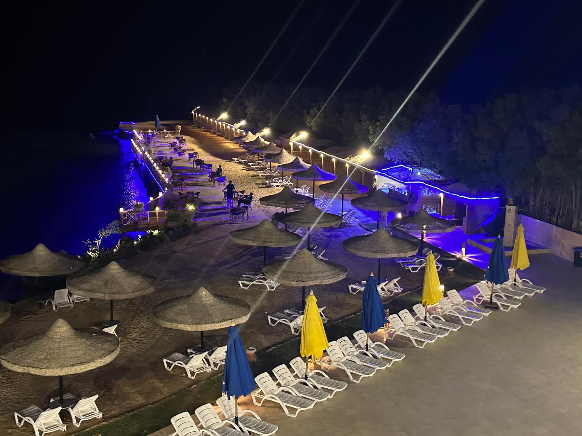 Moon Hotel