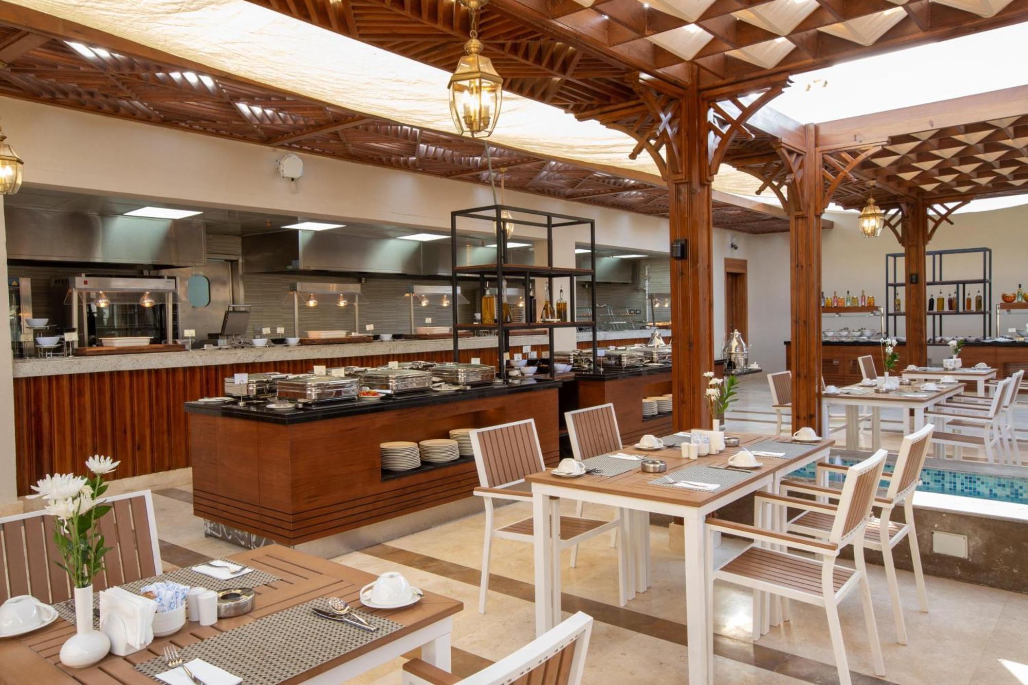 Xanadu Makadi Bay Resort 5*