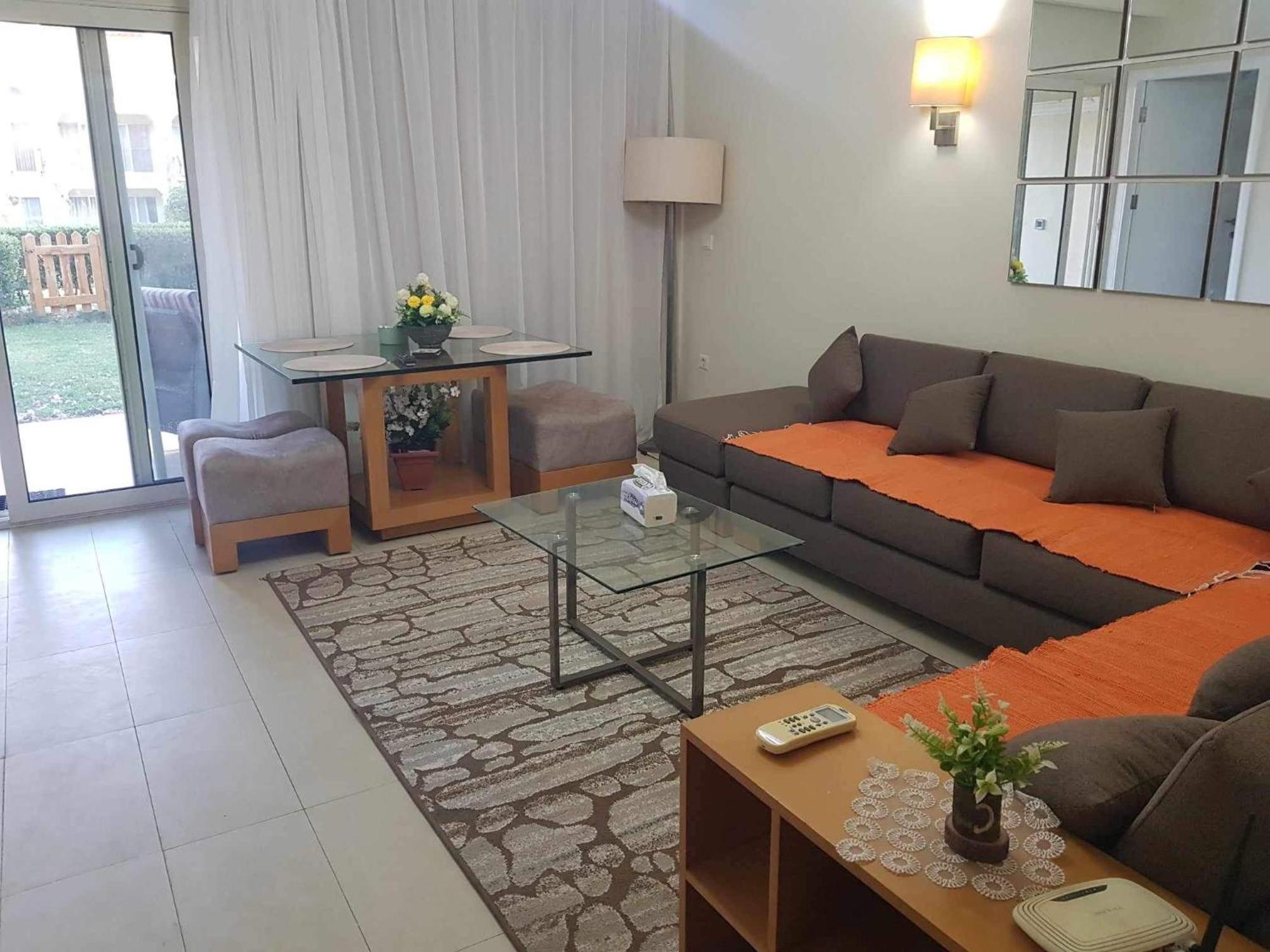 Apartment وحده فندقية باطلالة على حمام السباحة فى فيرندا سهل حشيش ريزورت