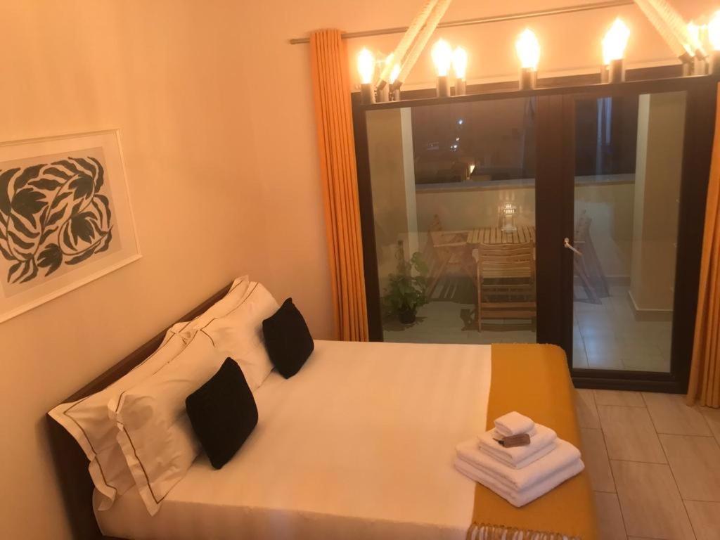 Luxury Self-catering & Studios, Al Dau Heights Apartment *