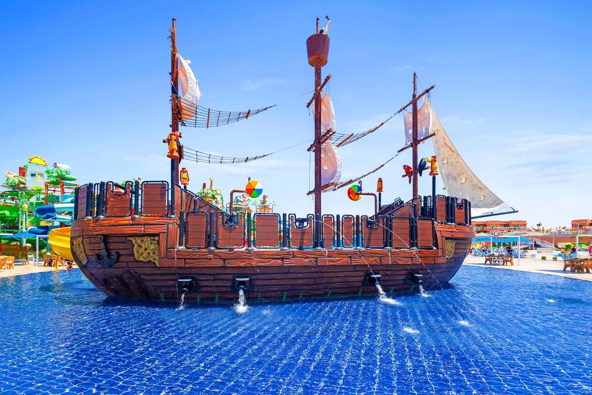 Neverland - Pickalbatros Resort 5*