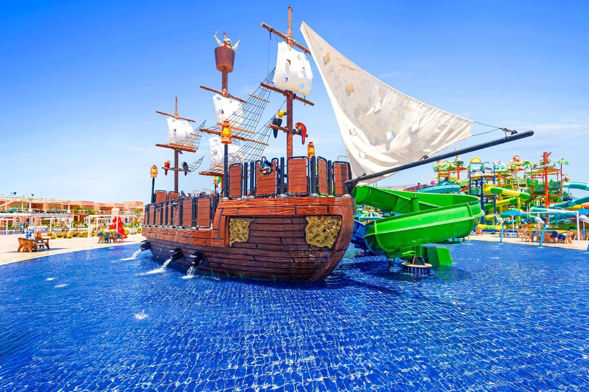 Resort Neverland - Pickalbatros 5*