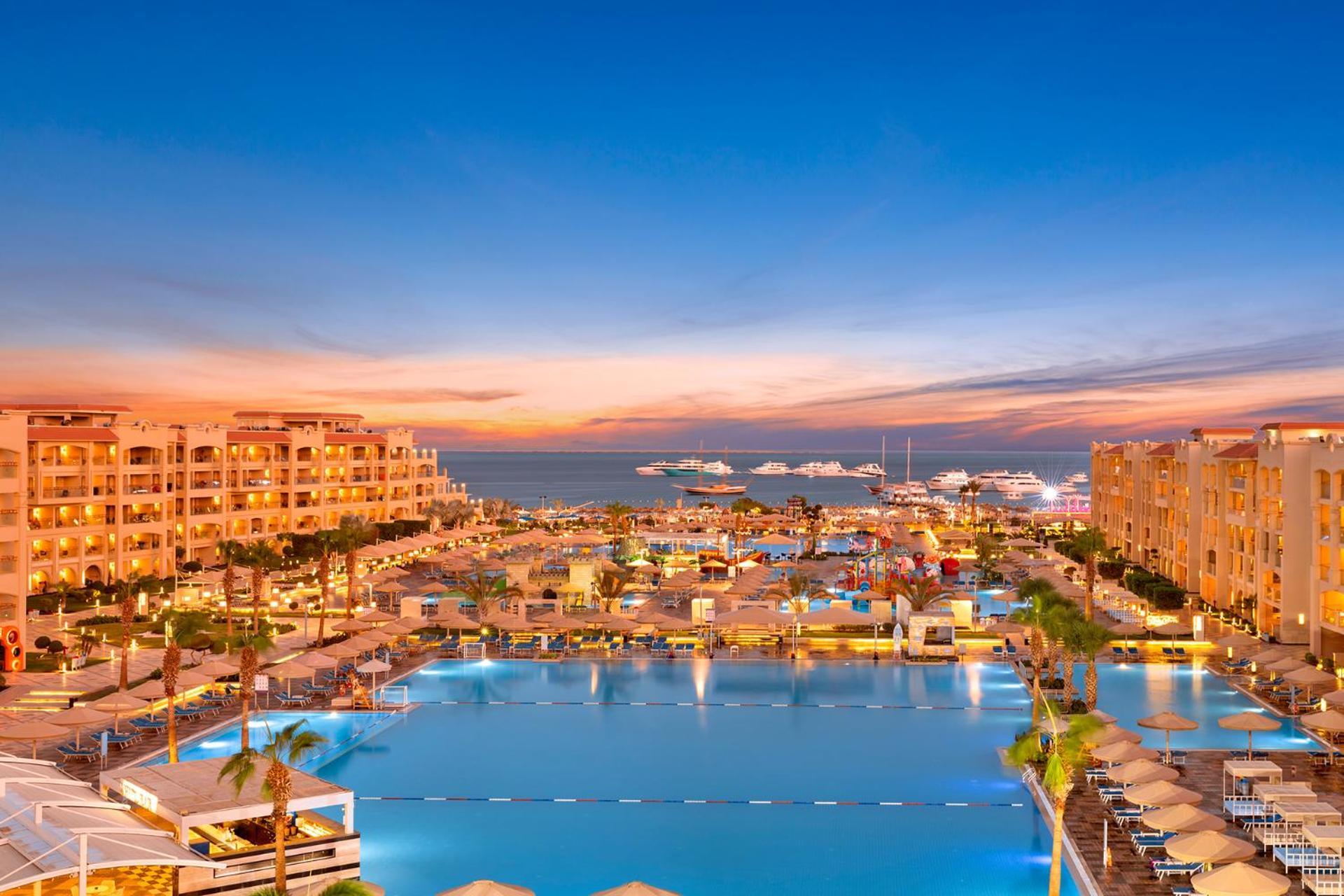 Resort Pickalbatros White -