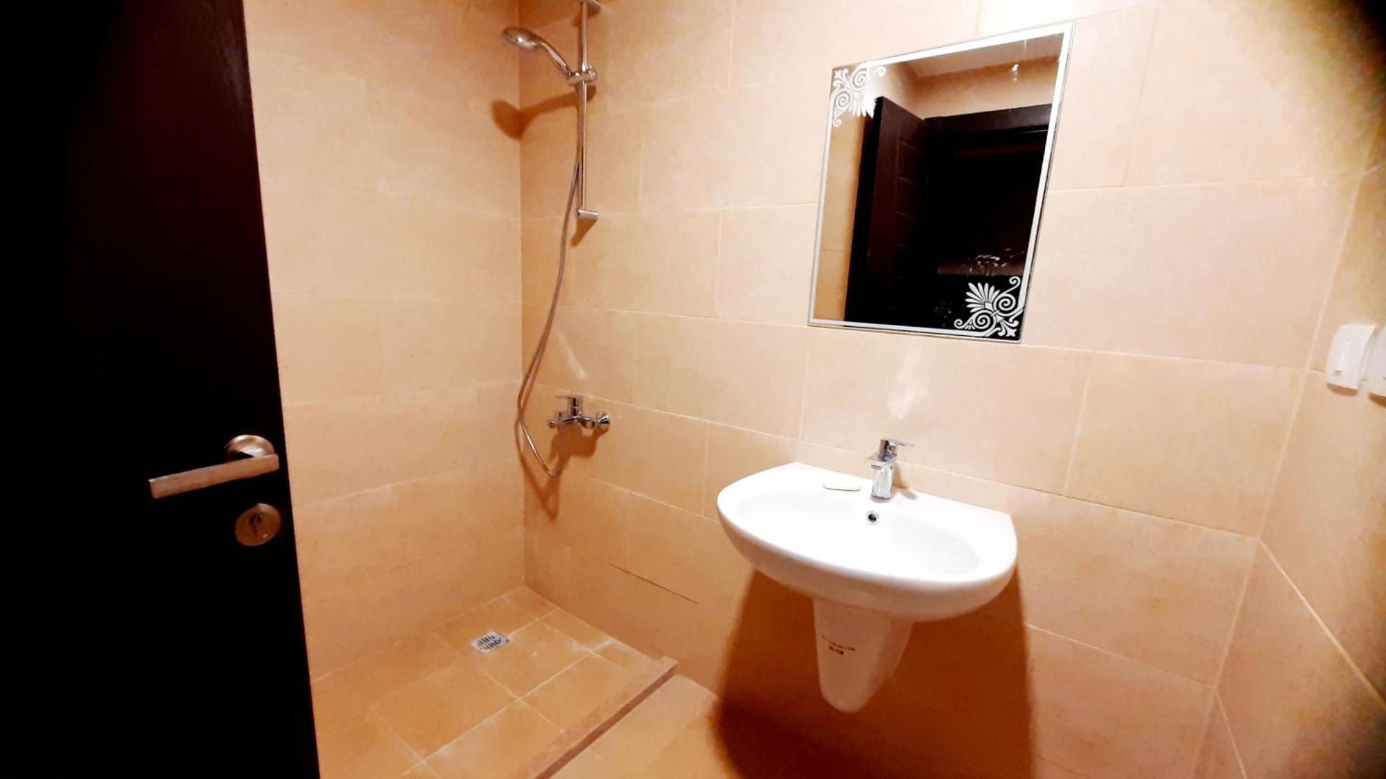 Aldau Heights Maroo Apartment *