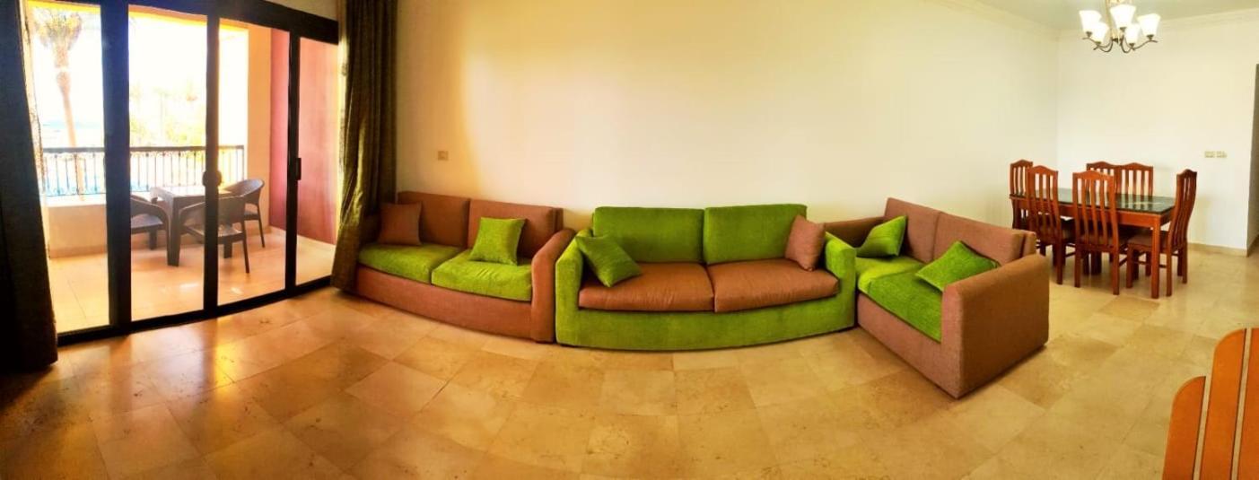 Esplanada Apartment