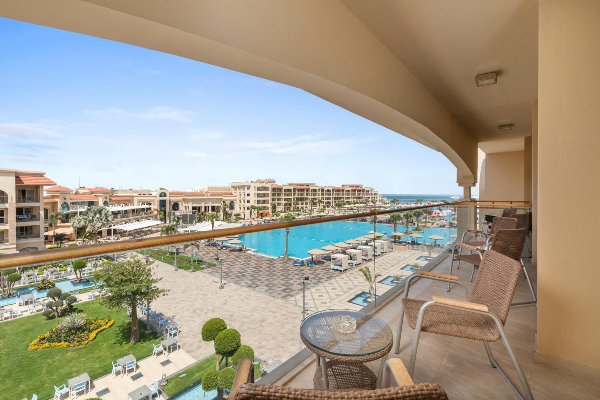 Resort Pickalbatros White - Hurghada