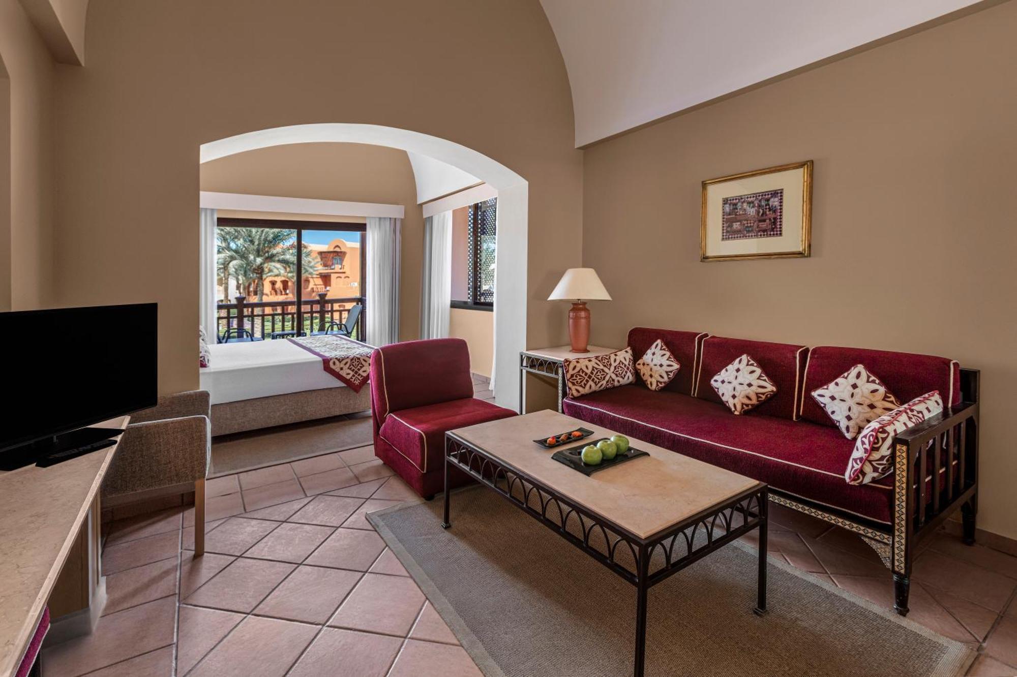 Resort Jaz Makadi Saraya 5*