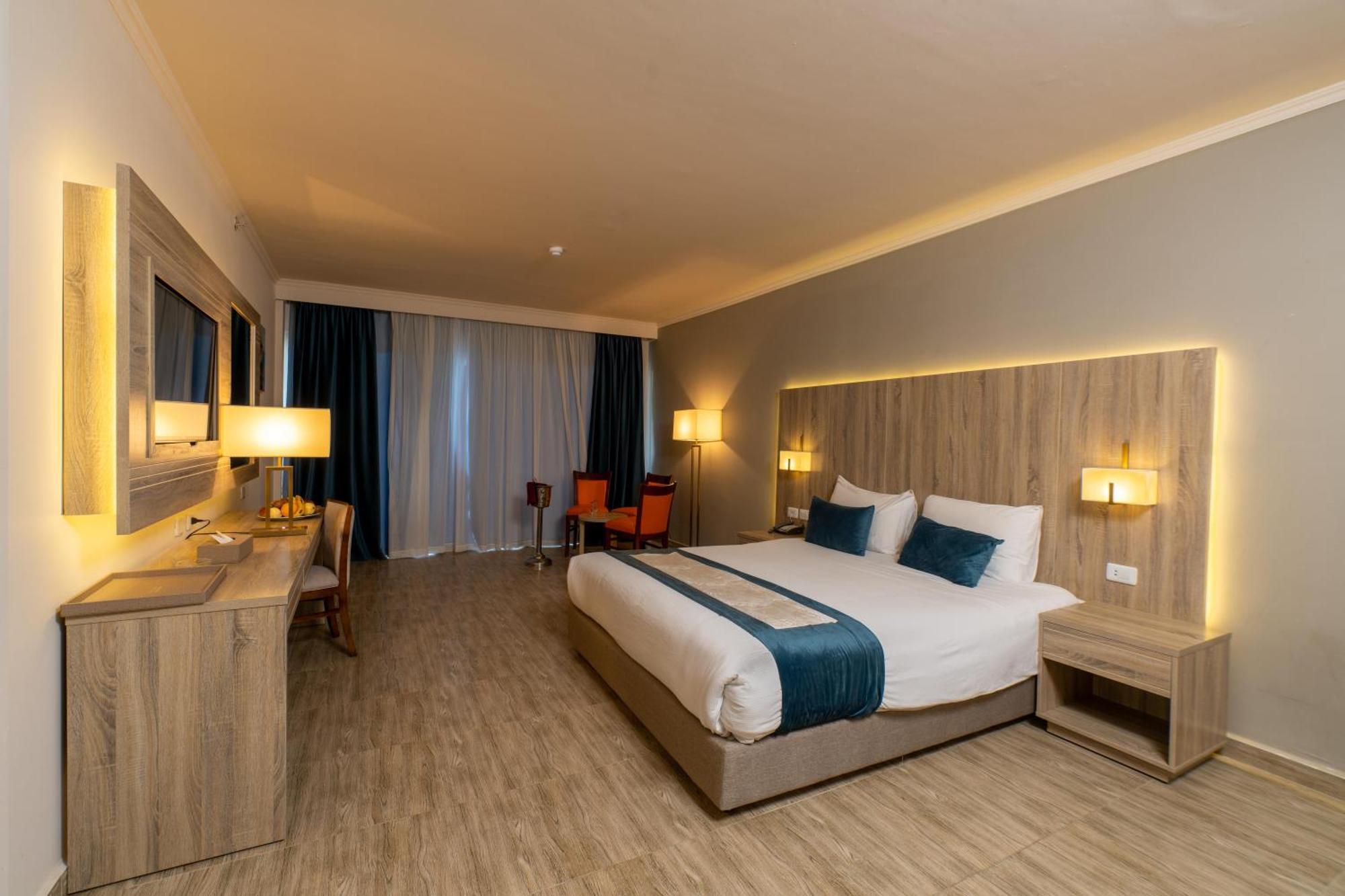 Seven Seas Jolie Bay Resort