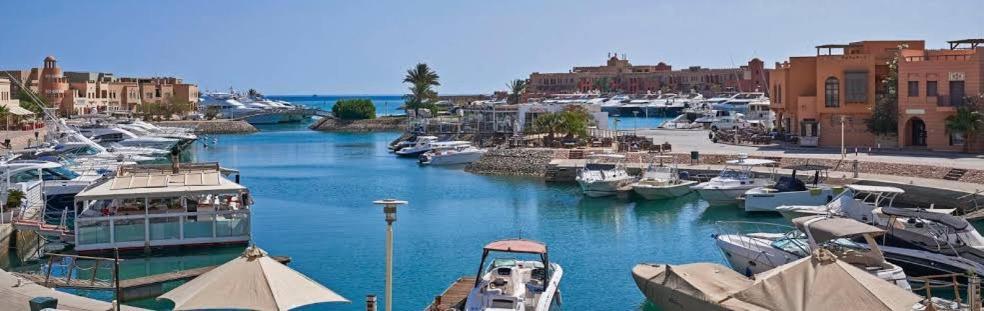 Villa Luxurious With Infinity Private Pool & Jacuzzi Over Sabina Island's Lagoon *