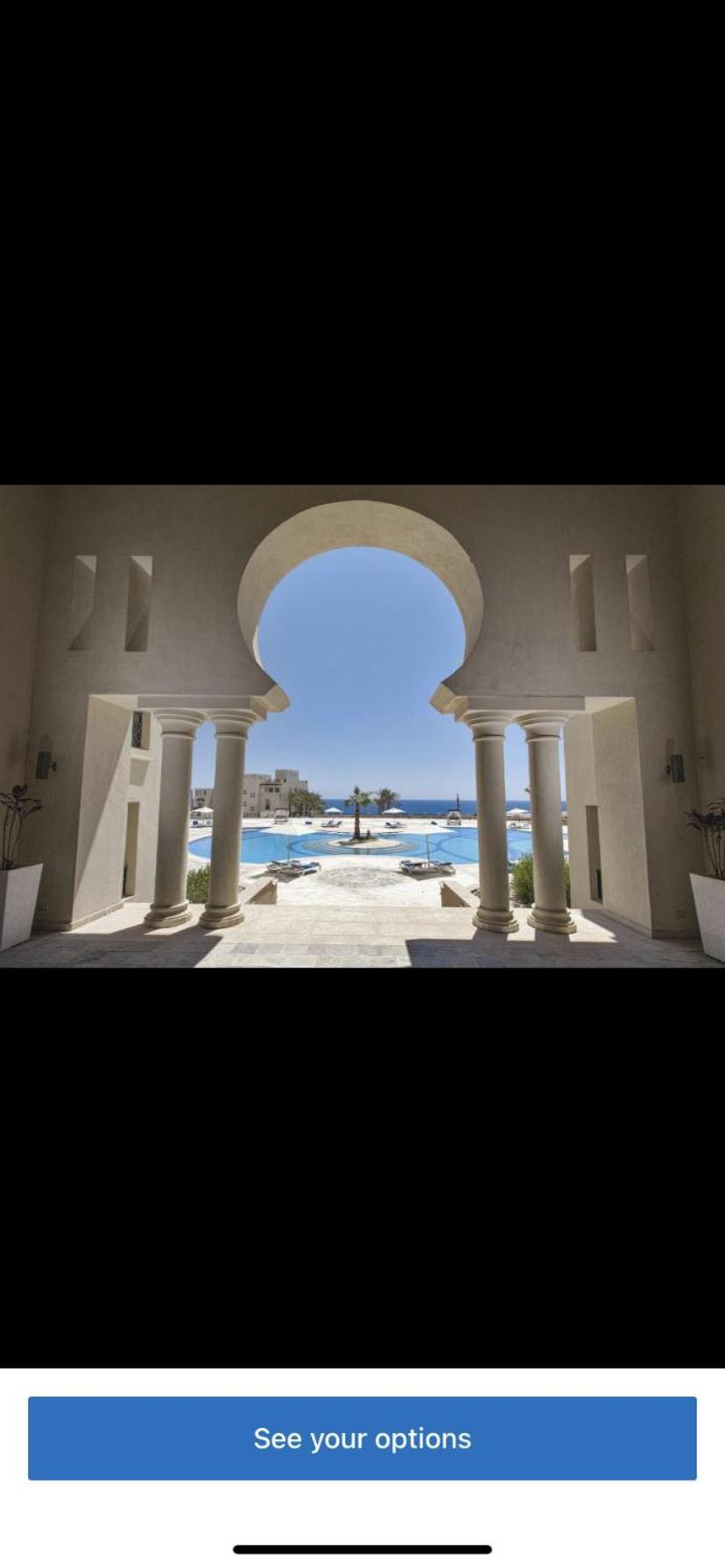 Azzurra Sahl Hasheesh *