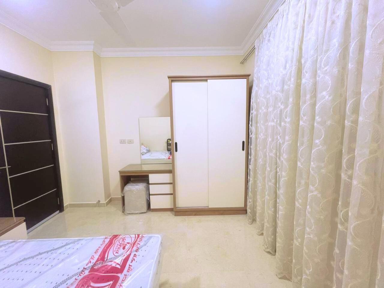 La Quinta Heights Apartment