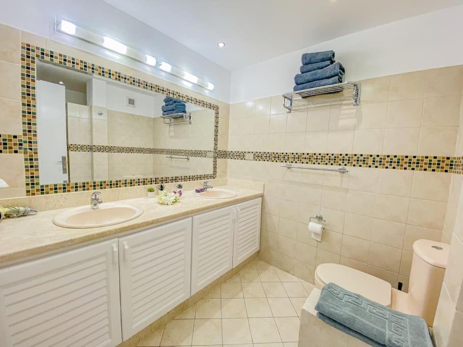 2-br Penthouse With Roof Terrace In Abu Tig Marina * Hurghada
