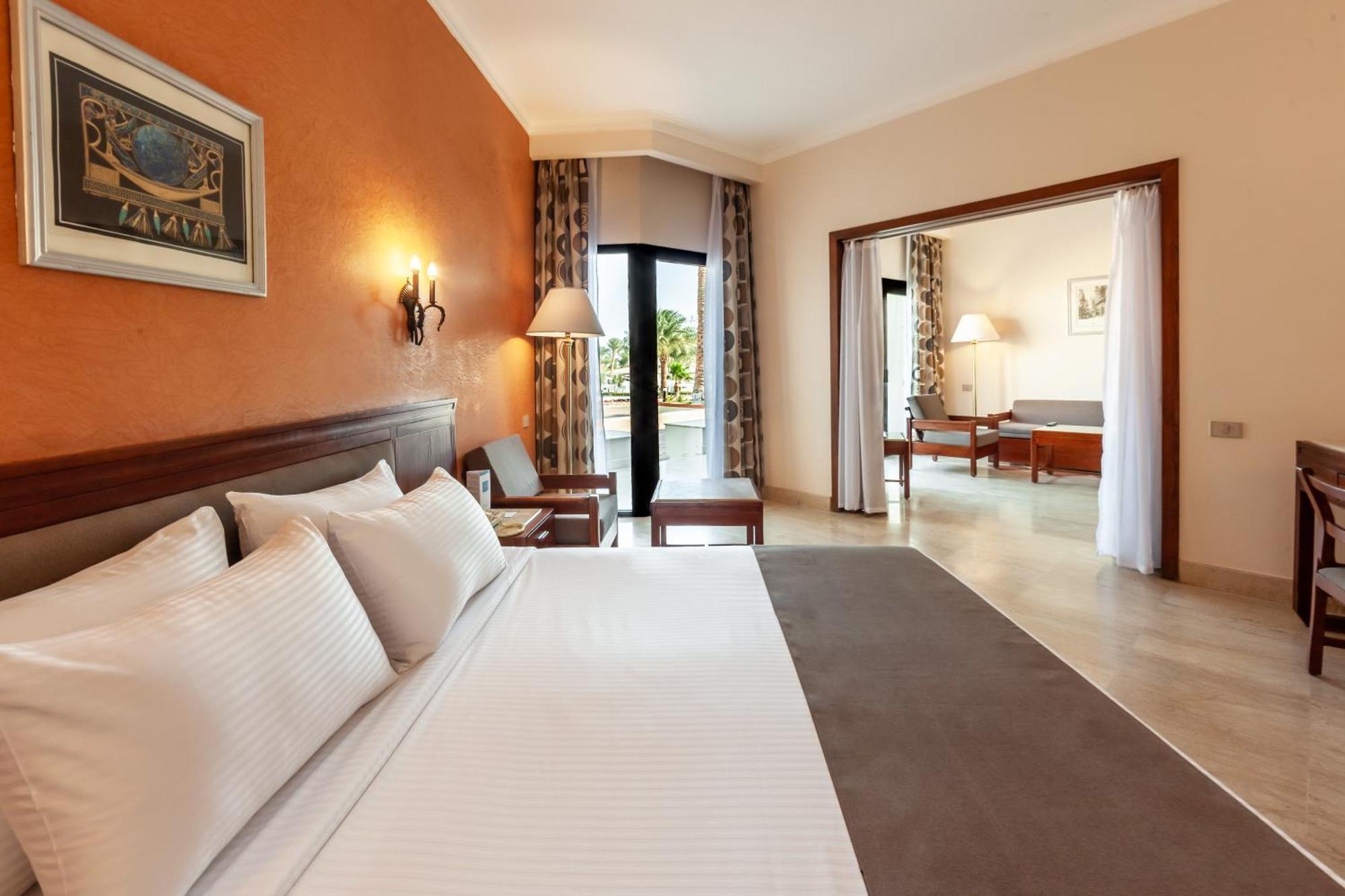 Pharaoh Azur Hurghada