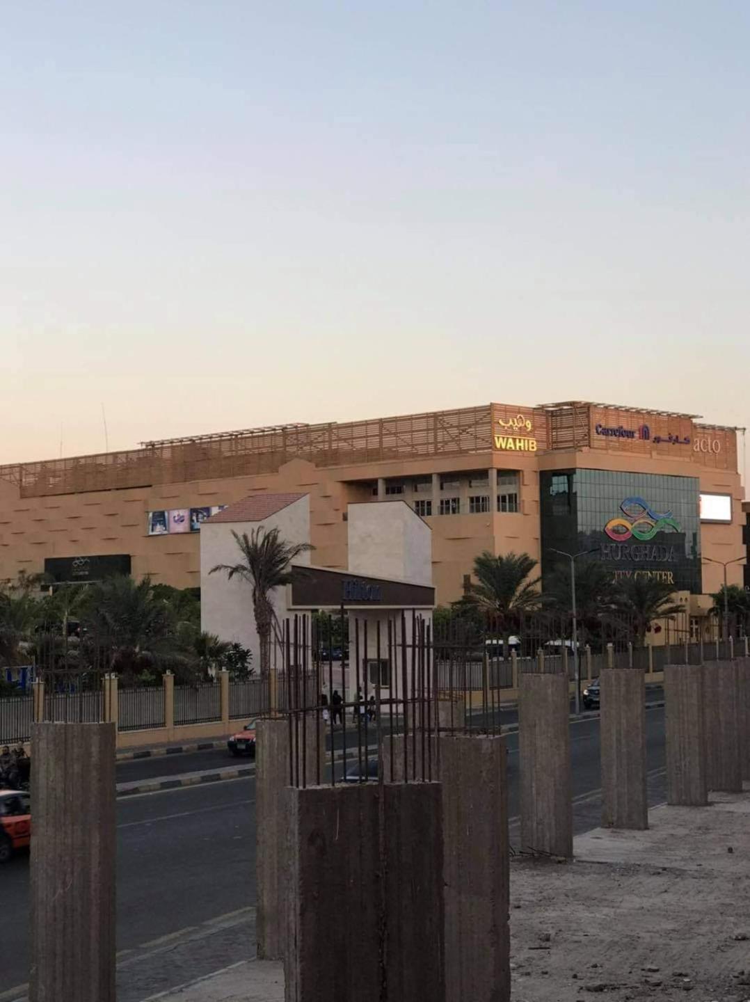 أستوديو فندقى للإيجار اليومى أمام هيلتون بلازا Apartment *