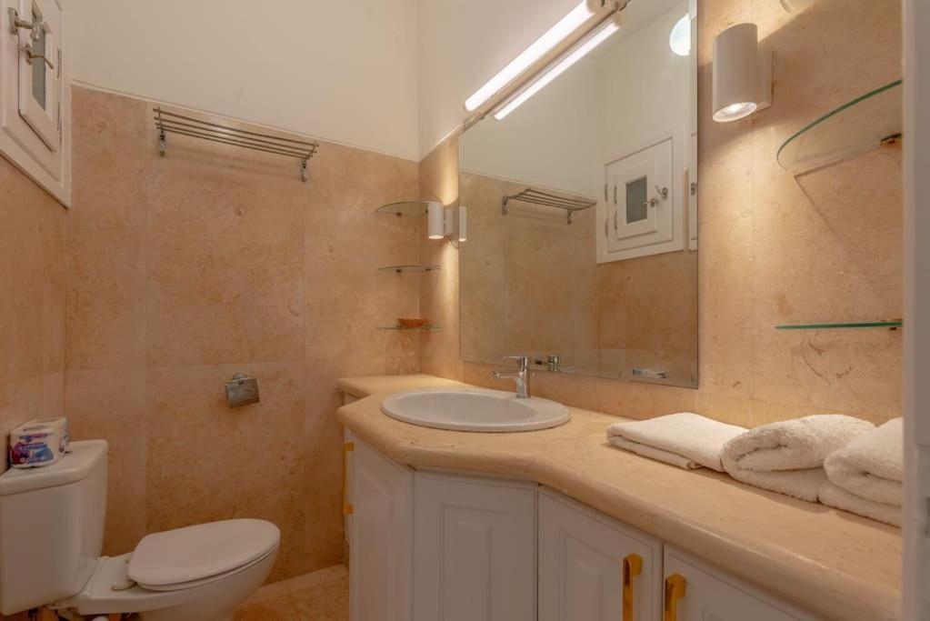 Gorgeous 3br Townhouse In South Marina. Pool View *
