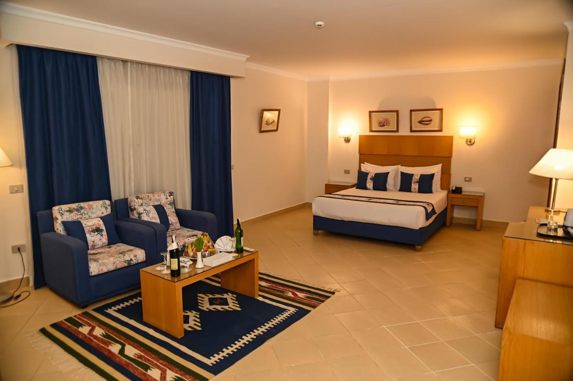 Eagles Downtown Zahabia & Aqua Park Resort 3*