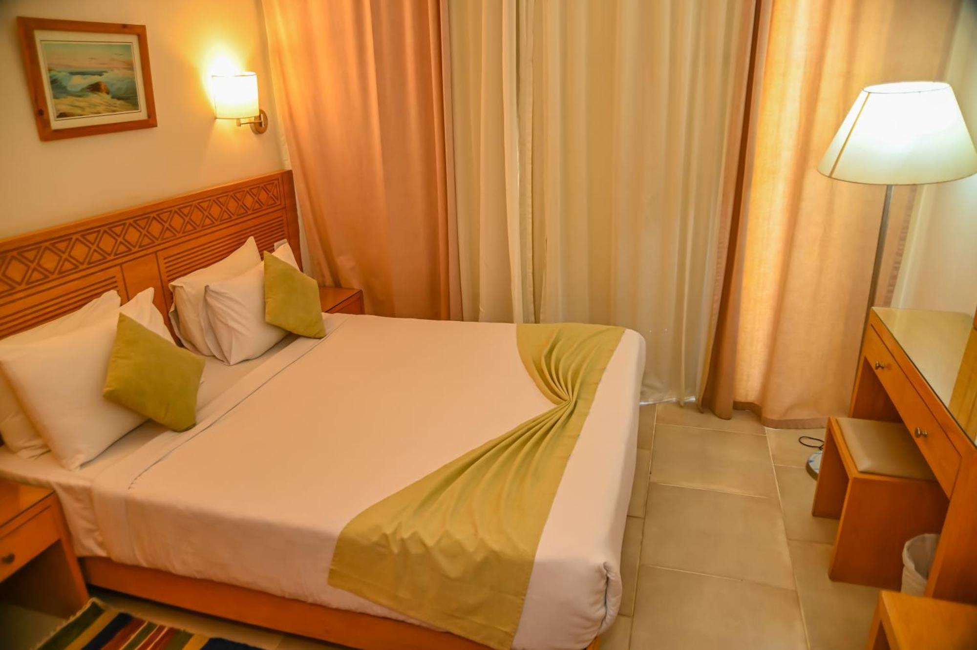 Eagles Downtown Zahabia & Aqua Park Resort