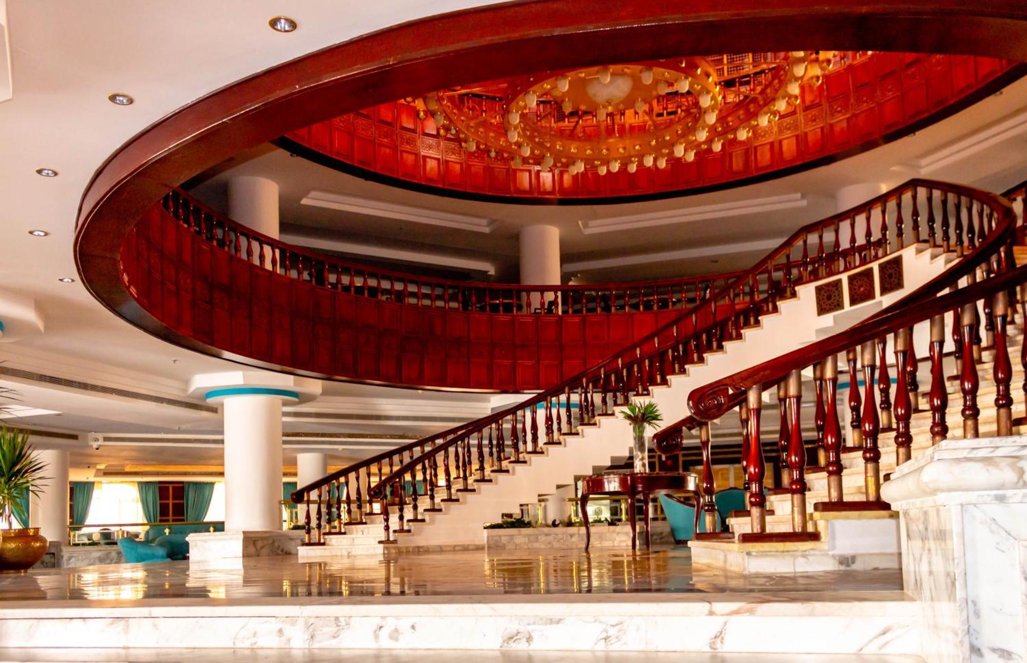 Hotel The Palace 5*