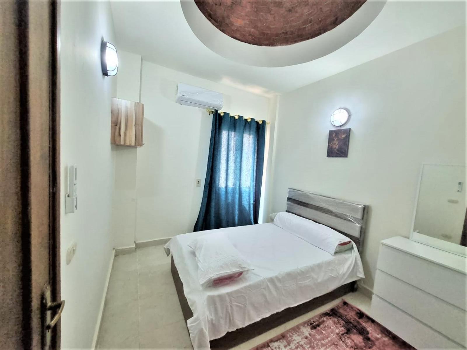 2 Bedroom Quiet Flat At Makadi Heights Apartment *