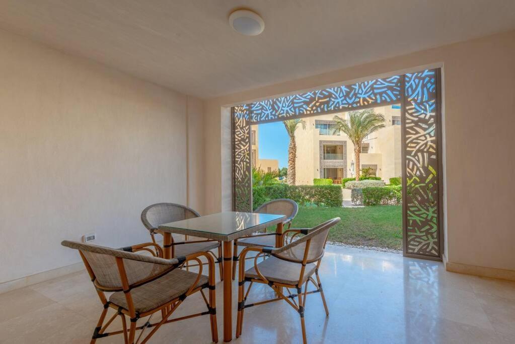 Apartment Ground Floor 2br In Mangroovy, Pool &