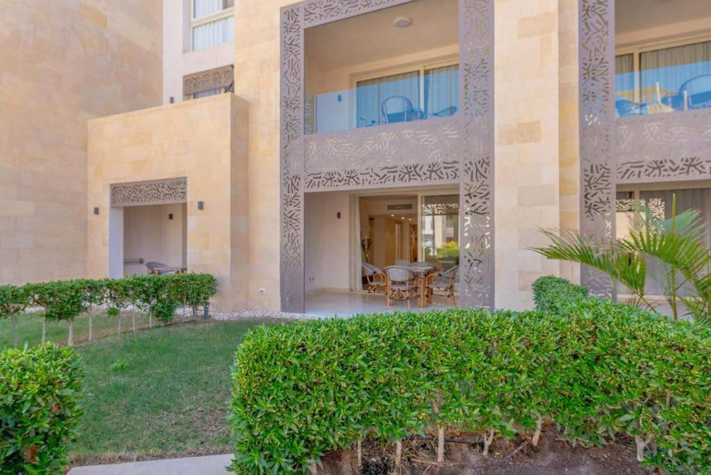 Ground Floor 2br In Mangroovy, Pool &