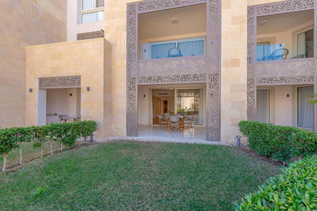 Apartment Ground Floor 2br In Mangroovy, Pool & *