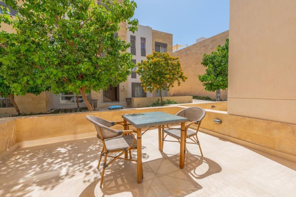 Pool Front 2br In Mangroovy - El Gouna, Access Hurghada