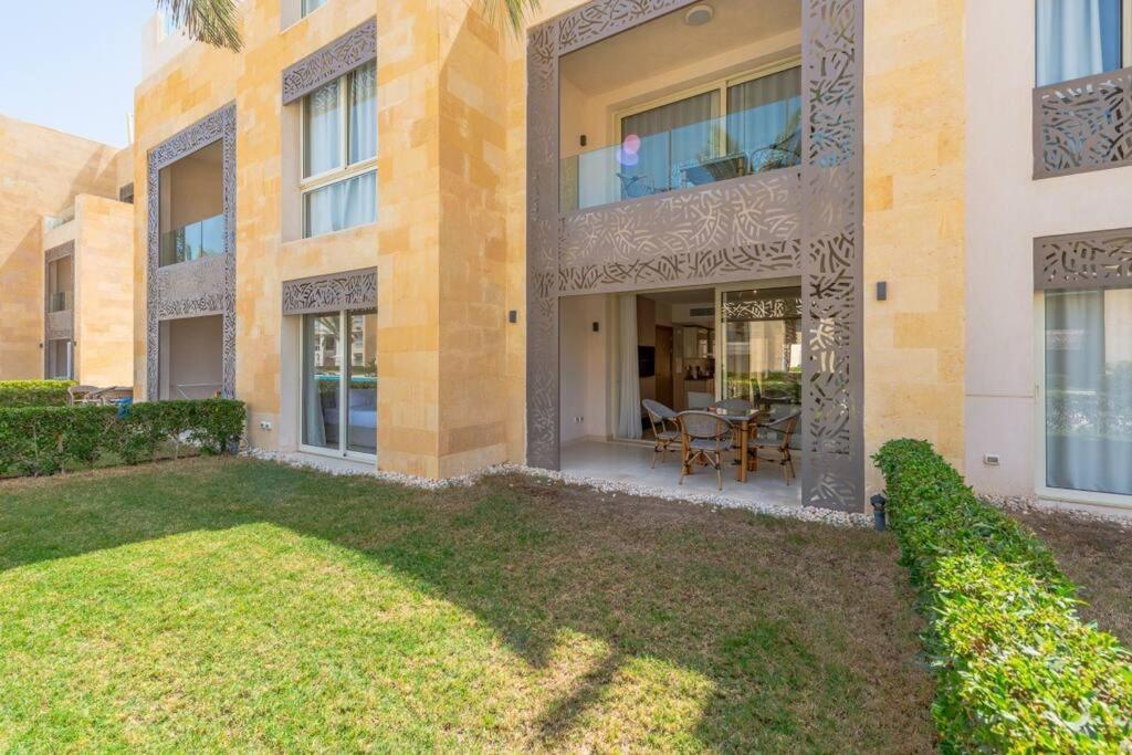 Pool Front 2br In Mangroovy - El Gouna, Access Apartment