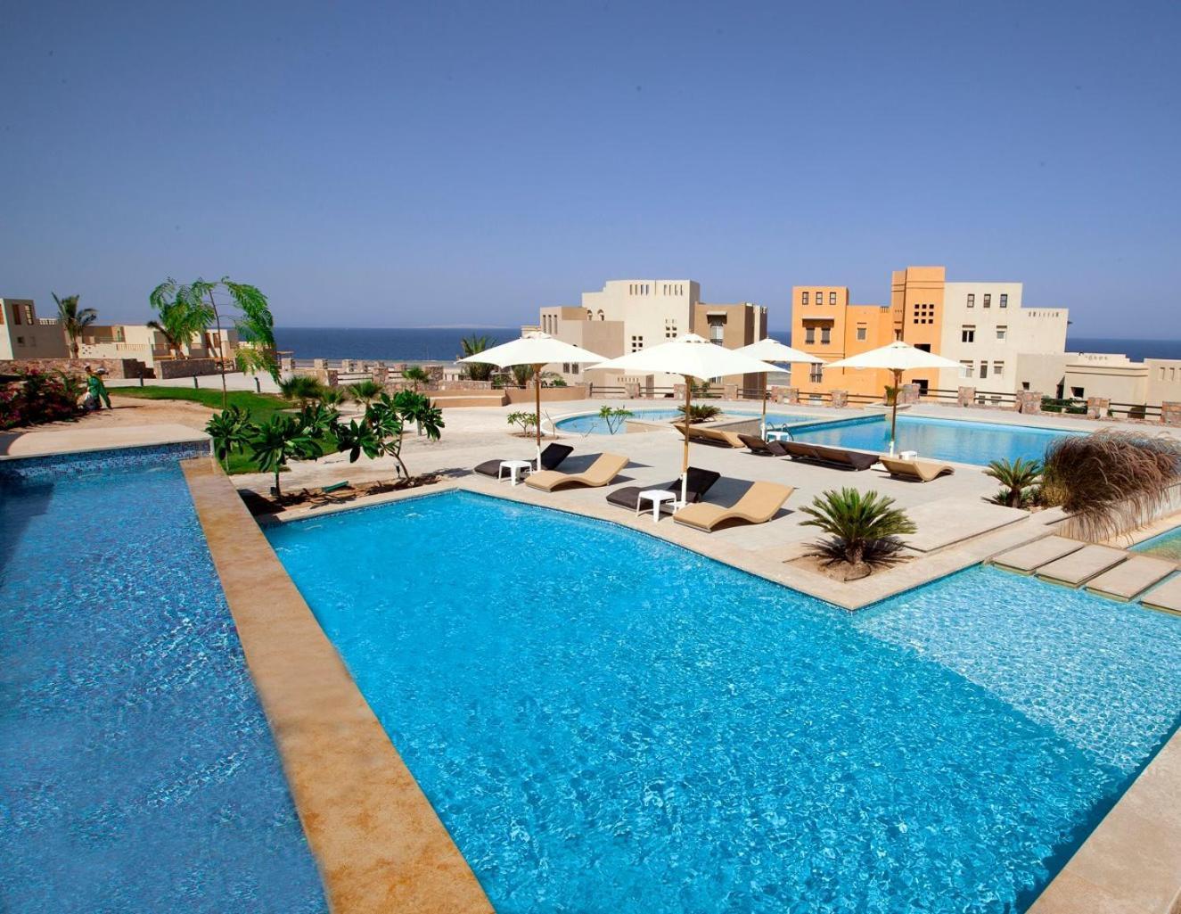 Azzurra Sahl Hasheesh