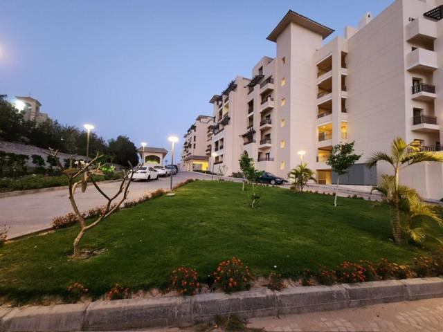 Apartment Aldau Heights Your In With Pool Wifi Ac *