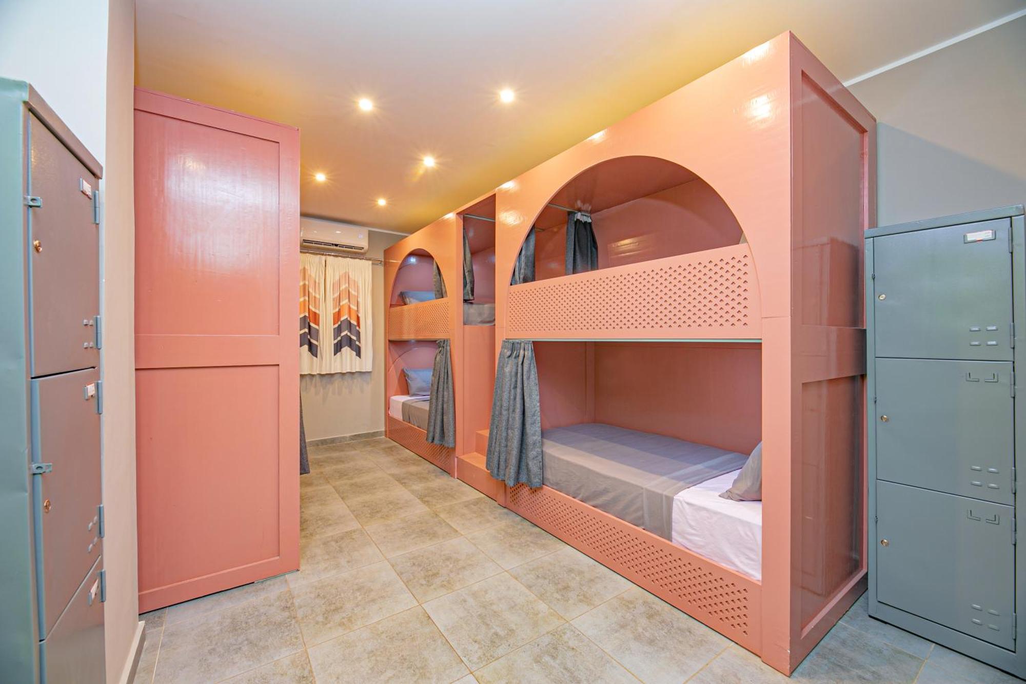 Bedcoin Hostel *