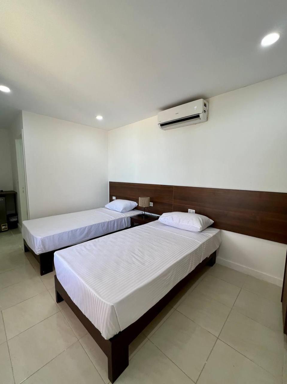 Auberge de jeunesse Serafy Center And Pool For Foreigners Adults Only